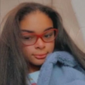 Meet your Posher, Zaraih